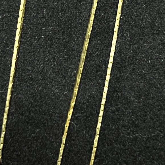 Vintage Gold Tone Triple Strand Triangle Link Necklace (3584) - Picture 3 of 4